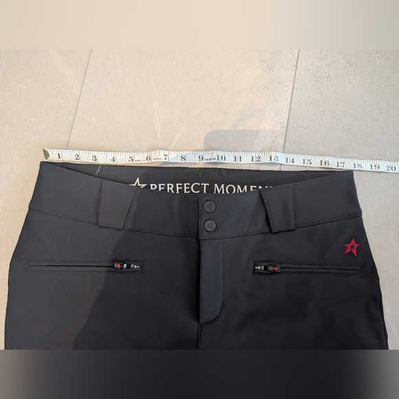 Perfect moment Aurora flare pant. Cute ski pants. - Picture 14 of 16